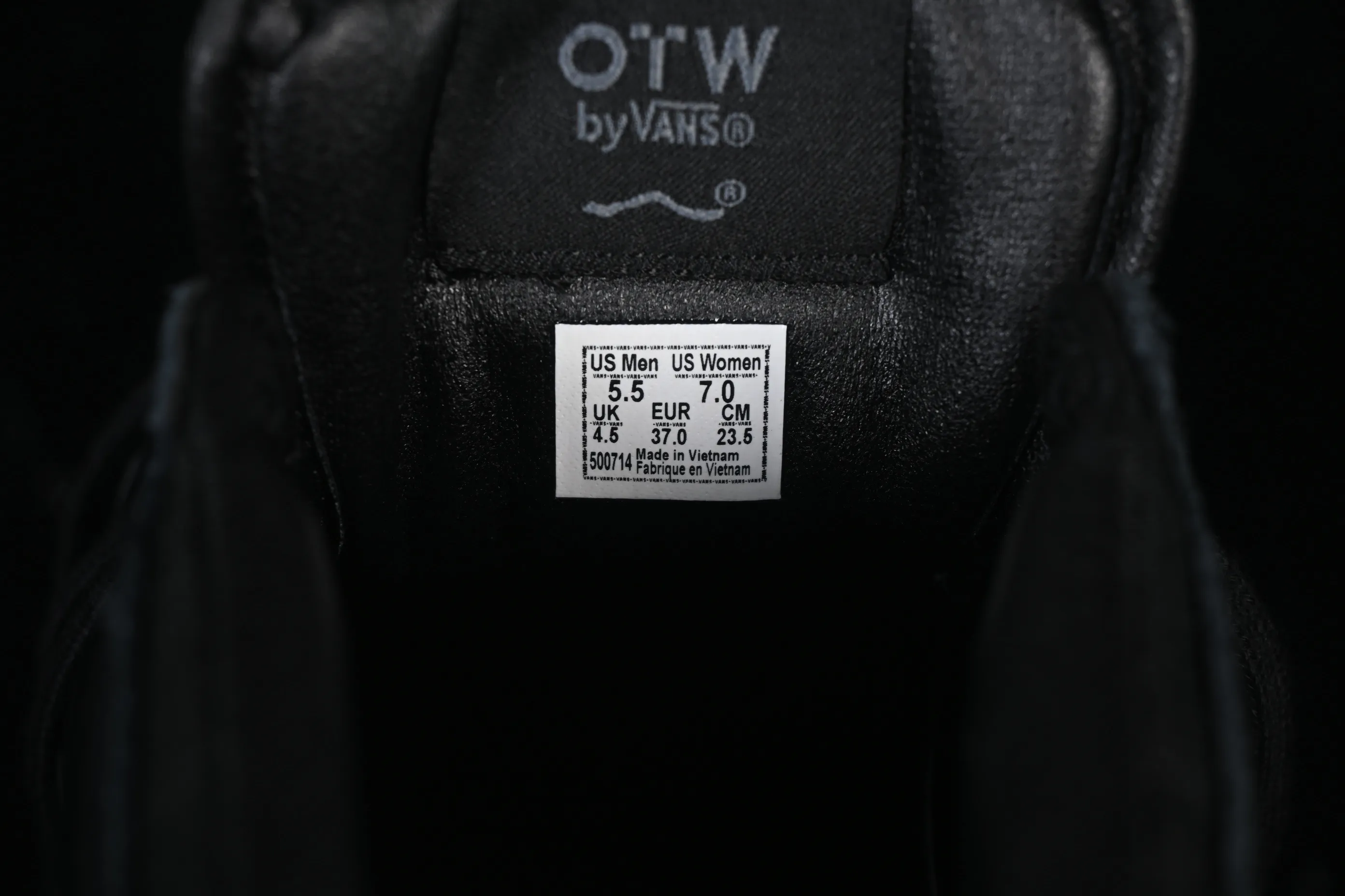 All categories Vans Vans series Vans Mid Vans China Vans Half Cab 33 Vans official retro casual simple versatile skateboard shoes VN000EFYBLA